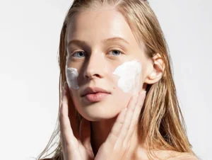 Teenager's Facial Without Cleansing